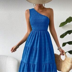 One-Shoulder Blue Maxi Dress in Light blue